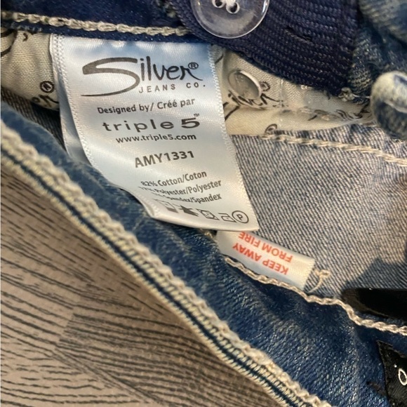 Silver Jeans Co. “Amy” Mid Rise Skinny Jeans - Picture 7 of 11